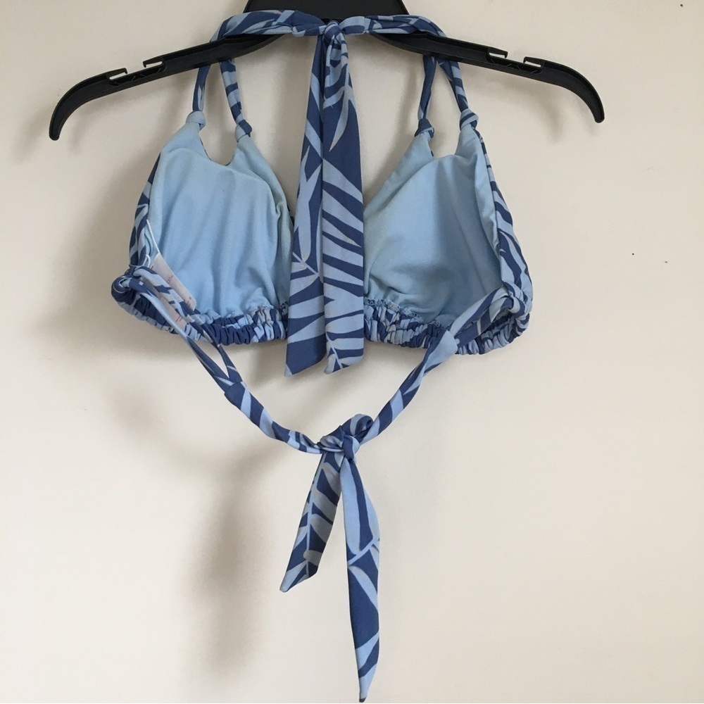 Xhiliration Blue Palm print Adjustable Straps Swimsuit Bikini Top